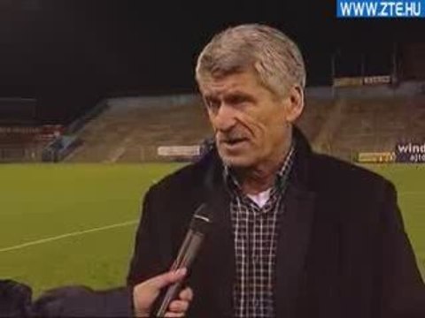 2009.10.16 Csank János nyilatkozott a ZTE-Pápa bajnoki után
