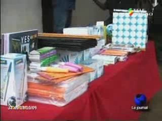 Don de kits scolaire au CEG de Gamboma