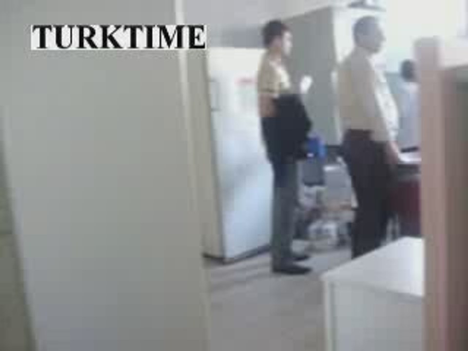 Domuz Gribi Skandal - turktime.com