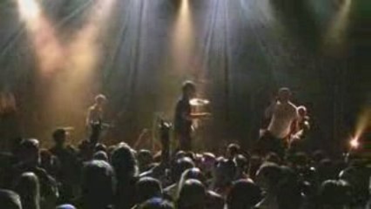 Lofofora - "L'oeuf" - Live - 17/10/09