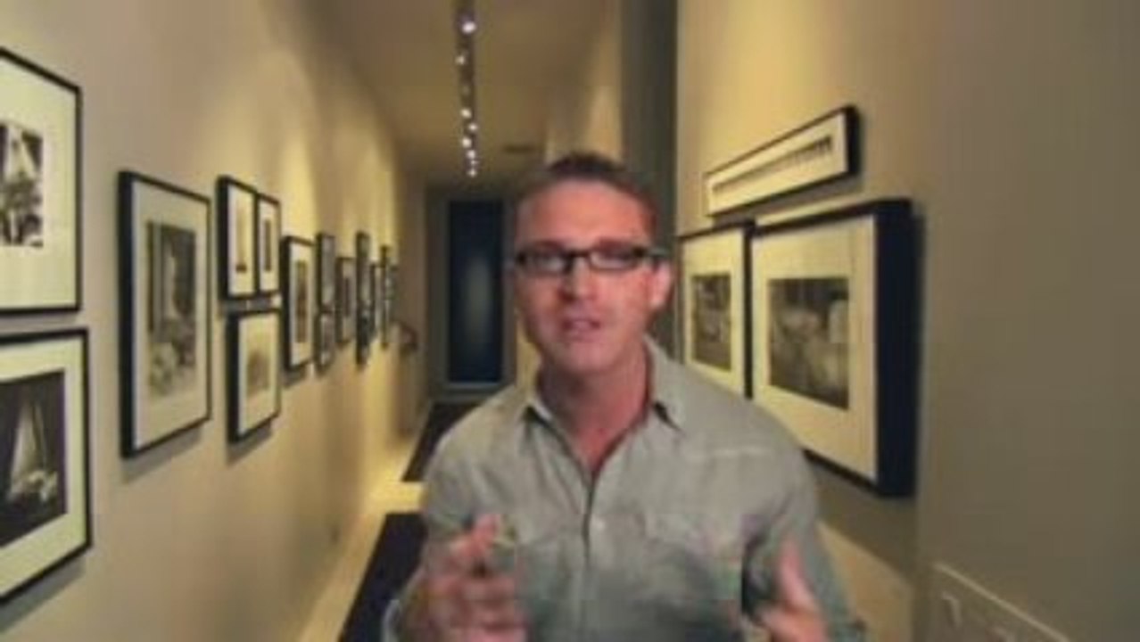 Use Home Art Lighting to Create a Gallery - GE Lighting Guy