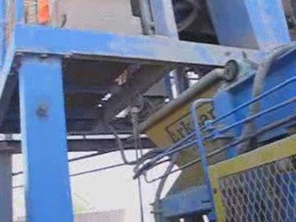 ERKSAN MAKİNA BİMS BRİKET MAKİNASI-concrete block making