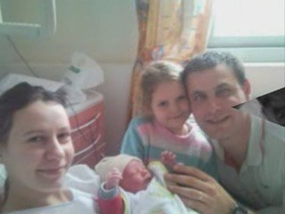 MN NEVEU HUGO ET SA TITE FAMILLE