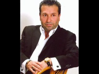 Hayri Küçük - Aralarda