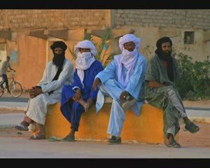 جميلة جدا الأغنية الجزائرية par Saliha .