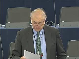 Charles Goerens on Vaccines