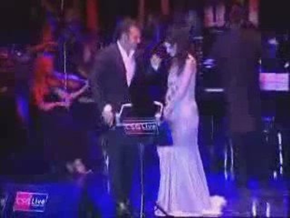 Shapplin - Beyaz Giyme Toz Olur