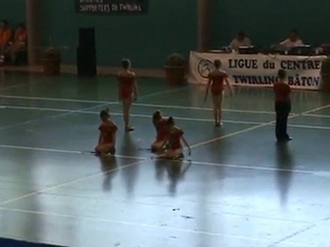 Equipe Benjamine 2008 du club de twirling baton de Nantes