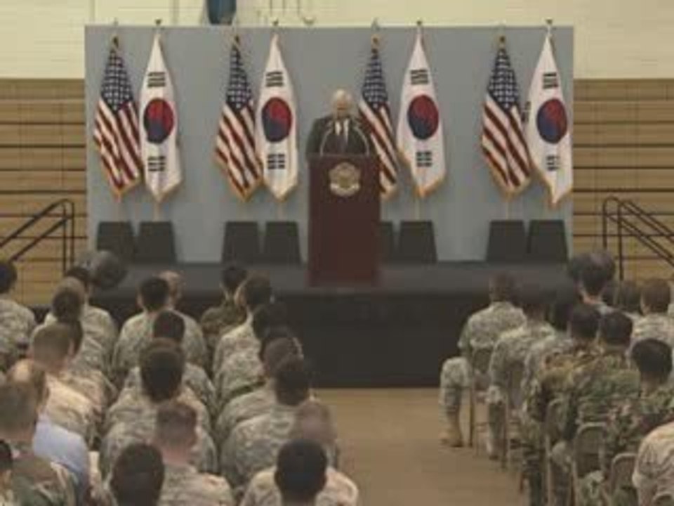 Secretary of Defense Gates Speaks To Yongsan Garrison