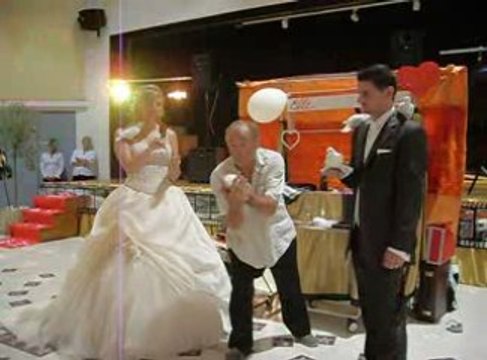 Mariage colombes estrade en fete