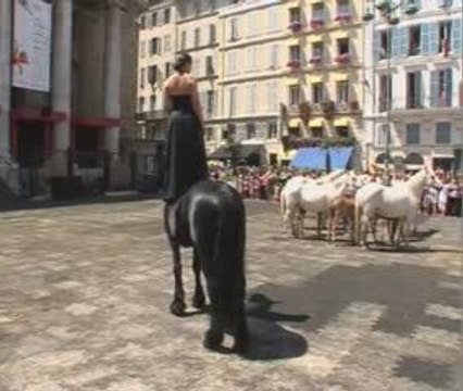 Sirènes et midi net > Théâtre du Centaure