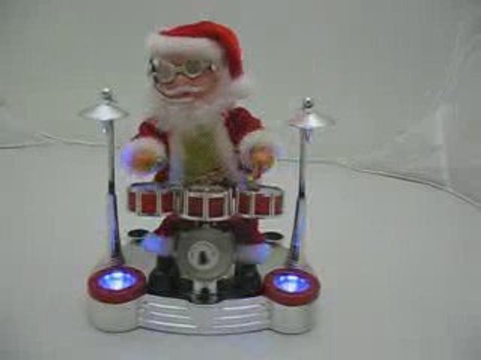 PERE NOEL AUTOMATE FAIT DE LA BATTERIE