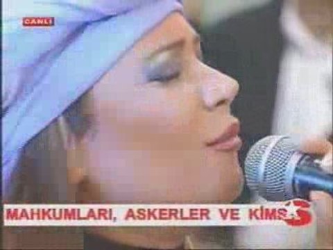 GULER ISIK - Su Metrisin Onu AMED & GöNüLLL ÖLÜMSÜZ AŞK.