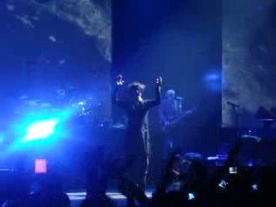 J'ai demandé à la lune d'Indochine (live 22/11/09)