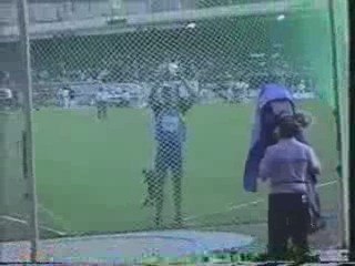 Athlé Meetings saison 2001 lancer disque vidéo amateur -2-