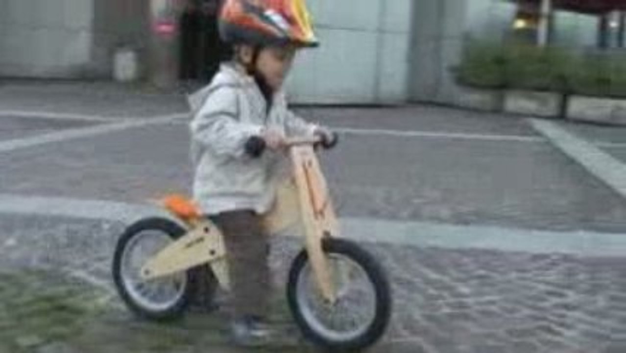 Premier jour en draisienne Like a Bike (2 ans)