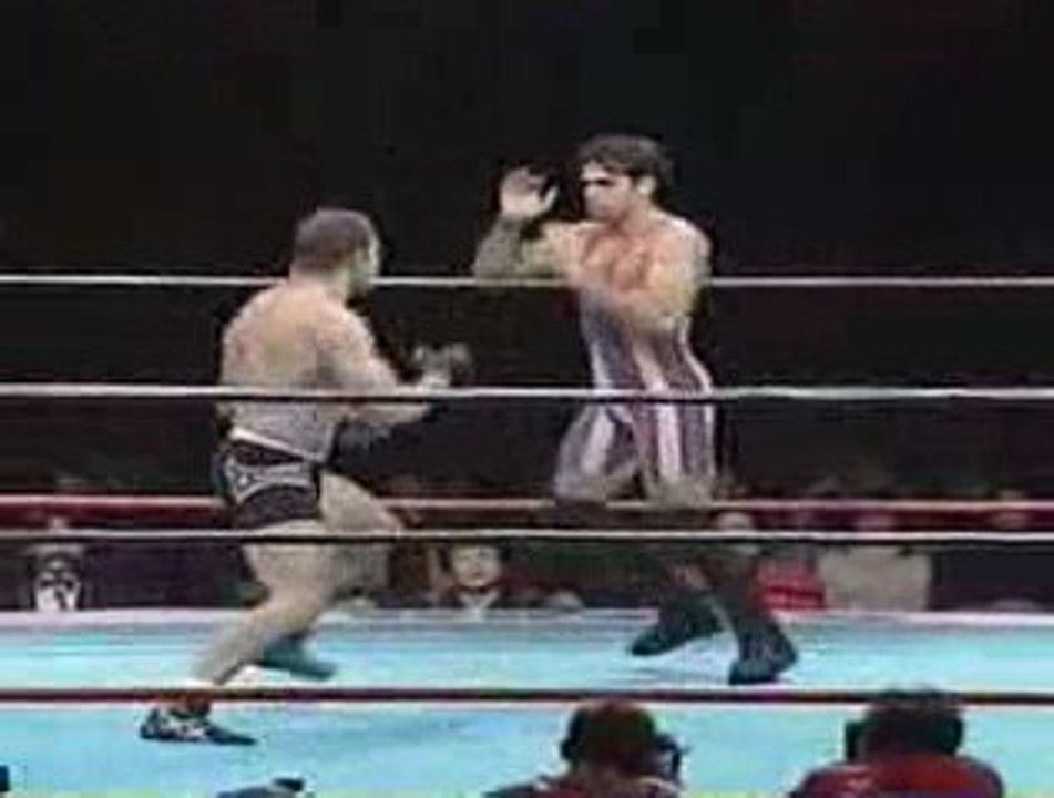 Borislav Zhelyazkov VS Tim Lajcik