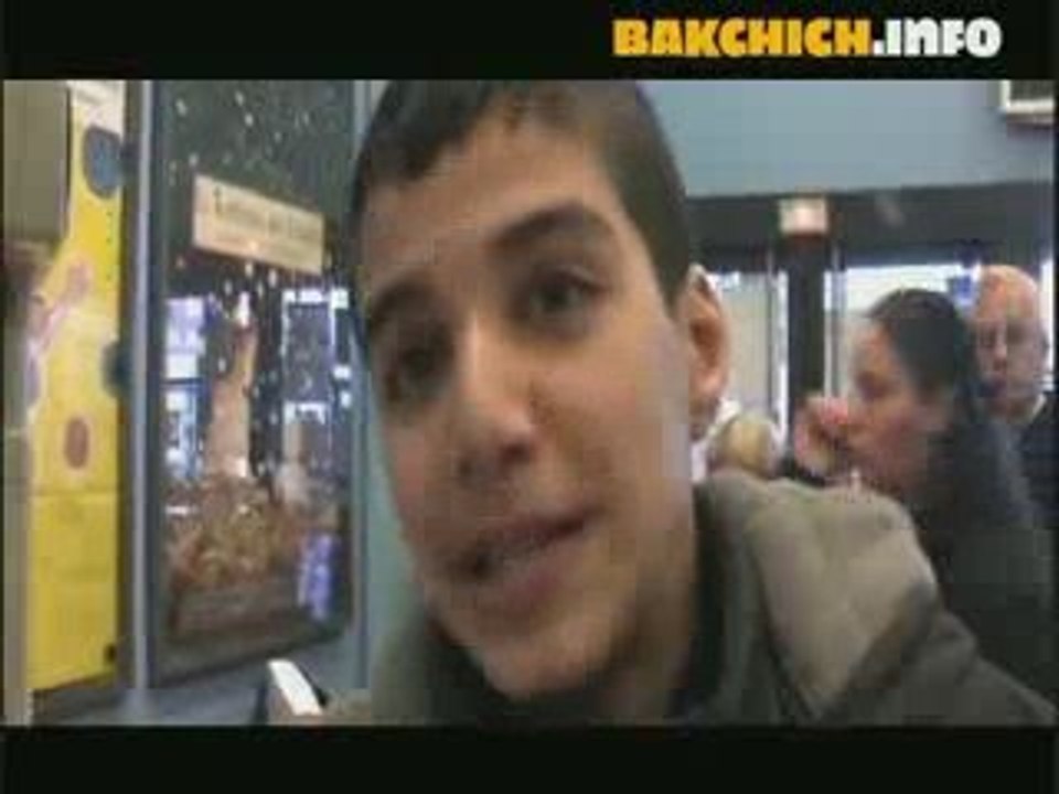 Des enfants parlent politique