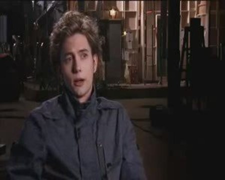 Jackson Rathbone as Jasper Hale