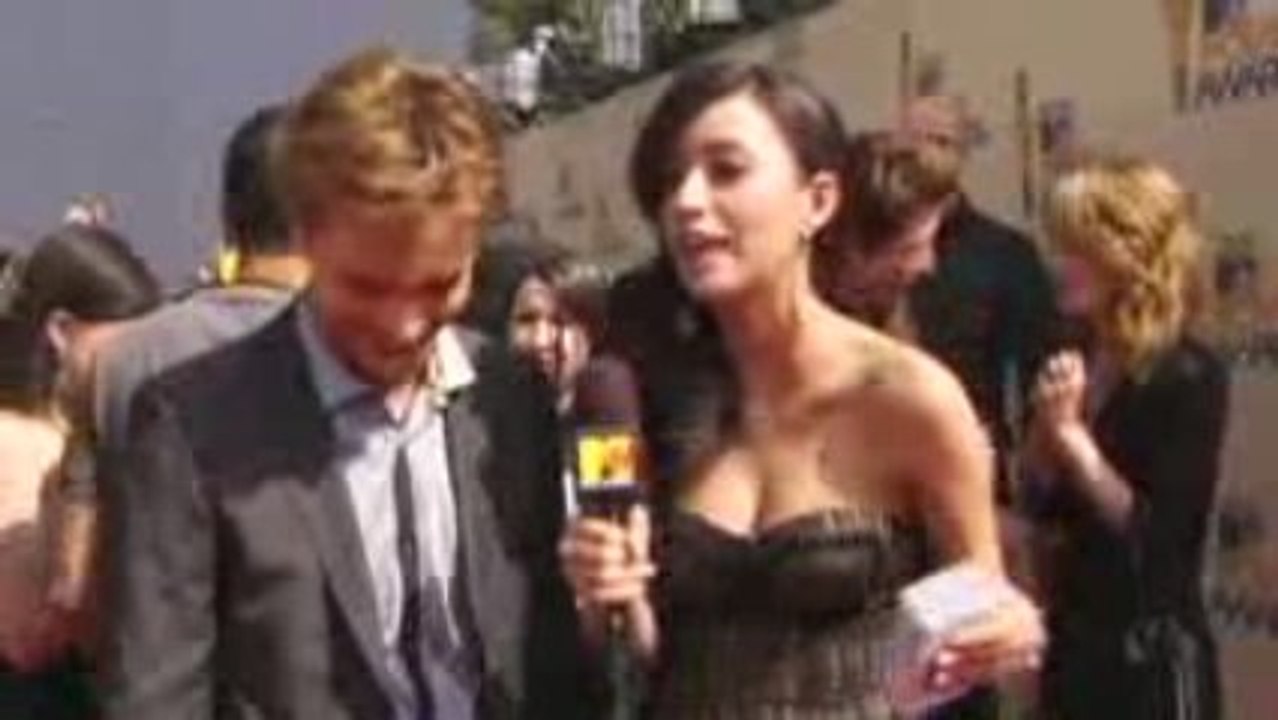 Robert Pattinson's Just A Laidback Quirky Funny British Dude