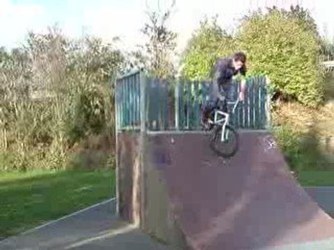 skate park dormans 2
