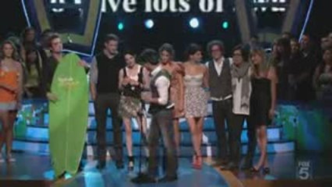 Twilight cast cut @ 2009 Teen Choice Awards