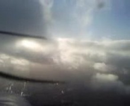 Approche IFR - VOR DME sur R222 - LFRS en TB20 avec Joseph.