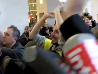 [REPORTAGE] Louvre : je suis entré avec les vendeurs Apple !