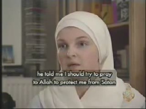 AL JAZEERA TV German girl converted to Islam