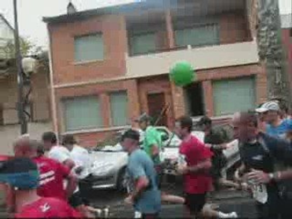 Marathon de Toulouse 2009, le groupe des 4 heures...