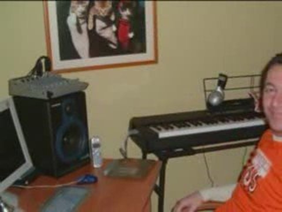 aşkımız bitmesin bize göz degmesin