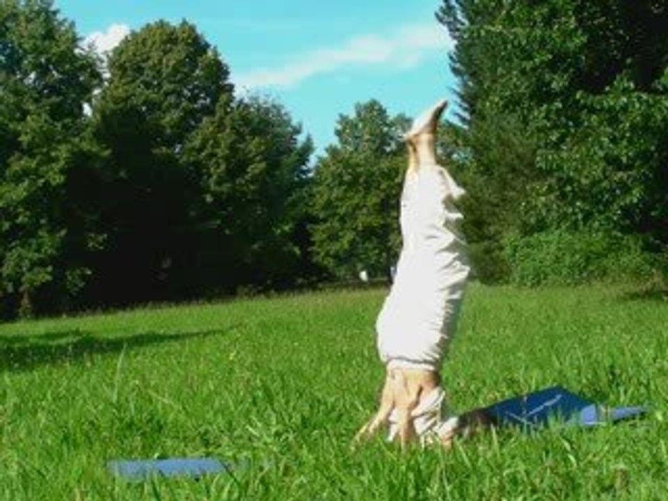 Yoga Demonstration with Carlotta - Part 1