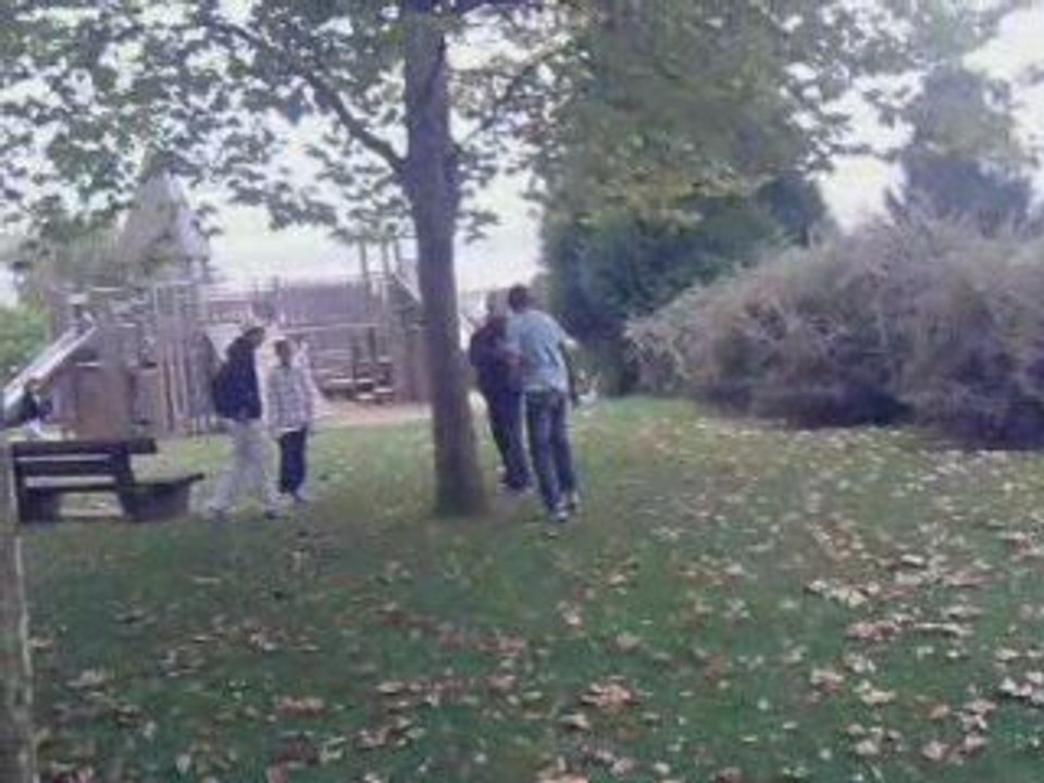 Voyou ,, Tonyo ,, Cyprii ,, Mks