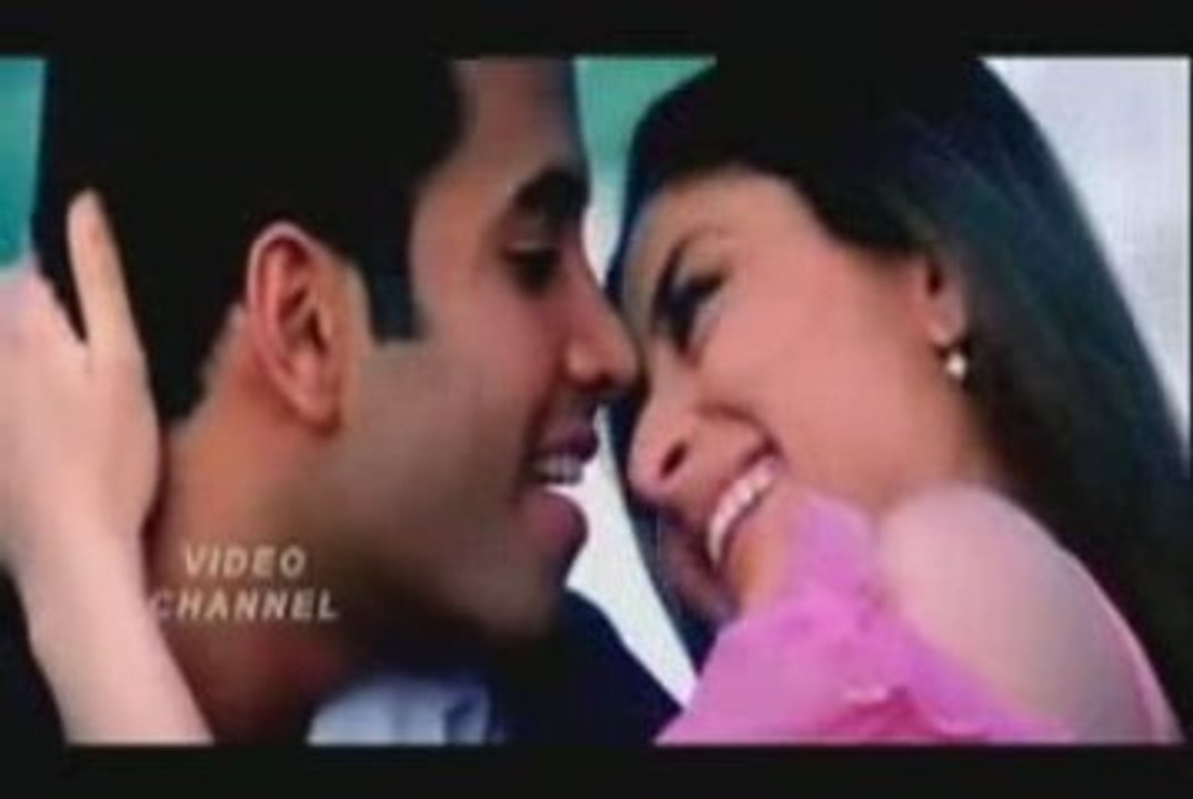 Jeena sirf mere liye - Kareena Kapoor - Tushaar