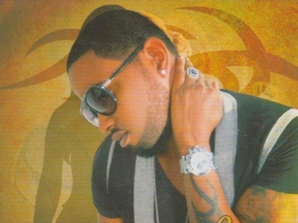 Ferre Gola Qui est derriere toi?