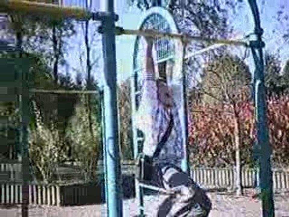 quentin au parc de jeux xD