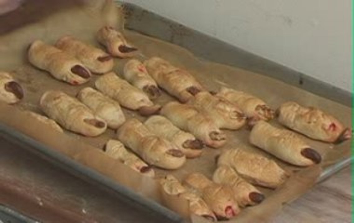 CampBlood's "House of Horrors" DIY Halloween Special