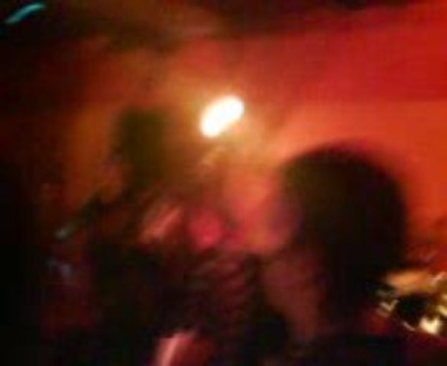 Guerilla Pouelle au Sésame le 27/10/09