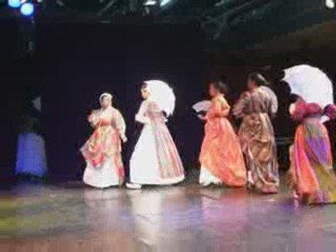 Reine des ainées 2009 - Danseuse Madiréka 3