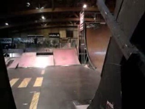 Kentin au skate park de Gerland