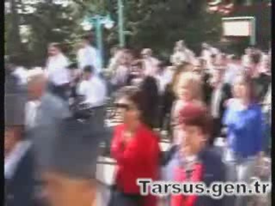 29 ekim tarsus cumhuriyet yürüyüşü