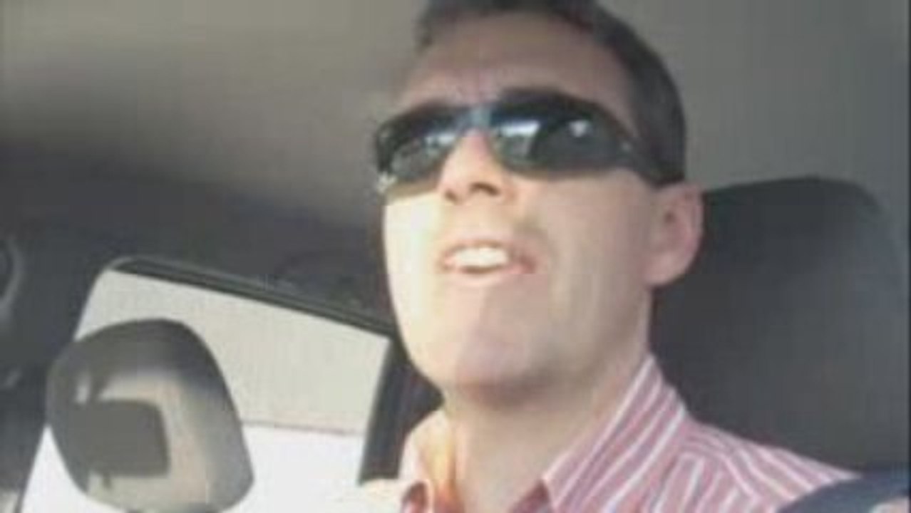 Twitter in Spain. Carcast on people to Follow