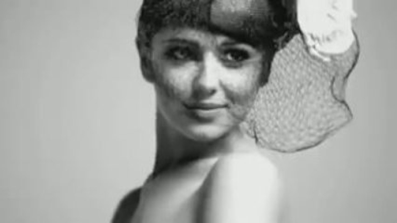 Cheryl Cole - Behind The Scenes 3 Words (Photo Shoot)