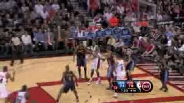 NBA Rudy Fernandez knocks down the 3-pointer.