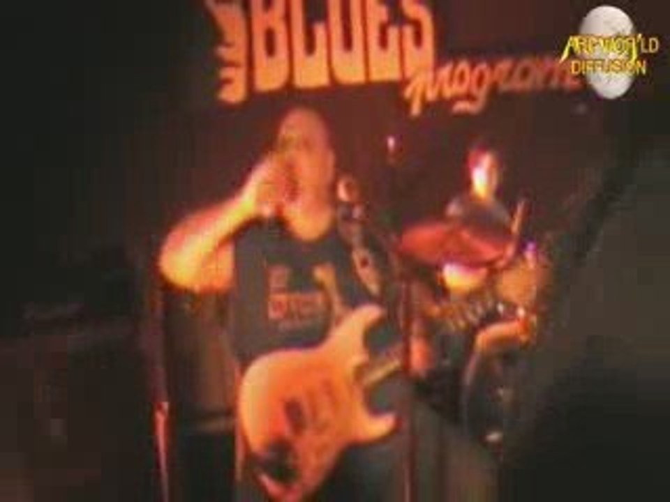 Popa CHUBBY (10) live Sunday 25-10-2009