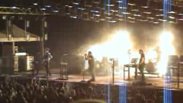 nine inch nails live in Greece