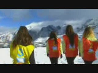 Female models playing at 3200m!