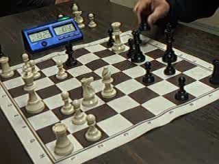 ECHECS : DANY 1 VS 0 DJAMEL (CLASSE C 2009)