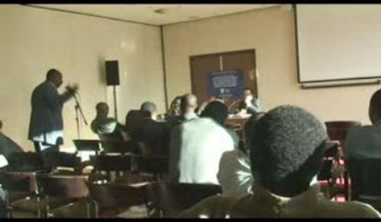 ندوة المنبر الديمقراطي بهولندا مع المحكمة الجنائية الدولية10