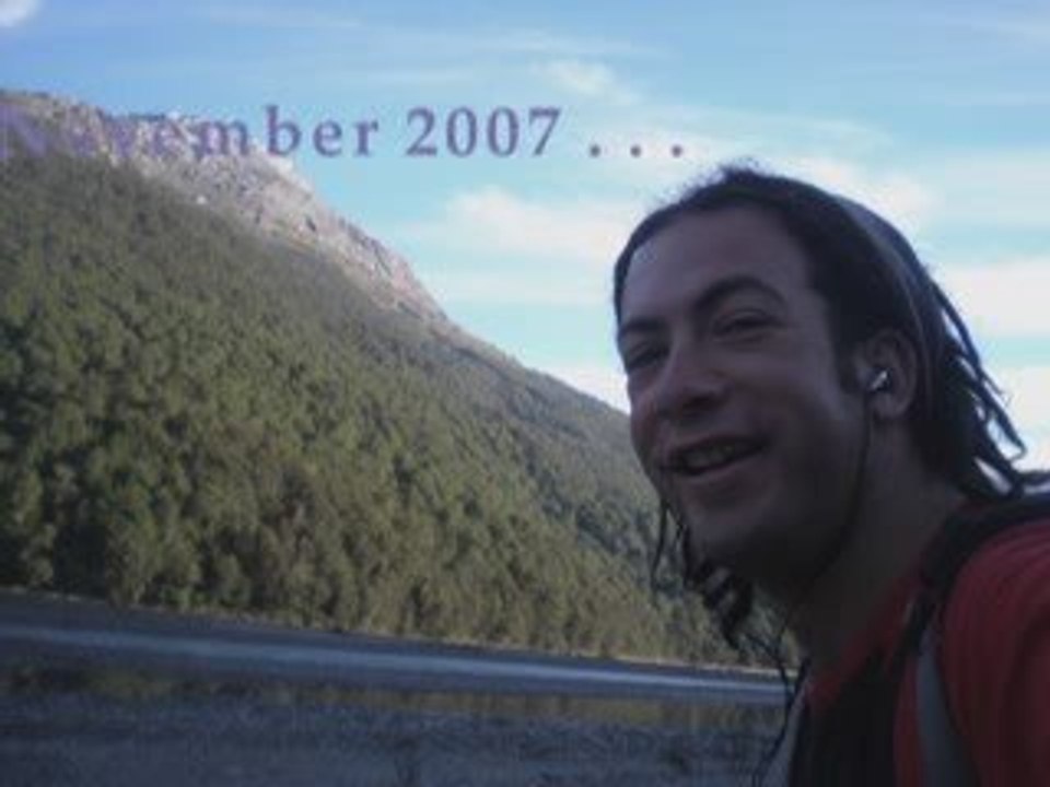 DoWnUnDeR